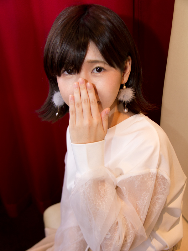 激安ヌキ道楽・十三店 みゆう 19歳 T：147cm　B：84(D)　W：55　H：83